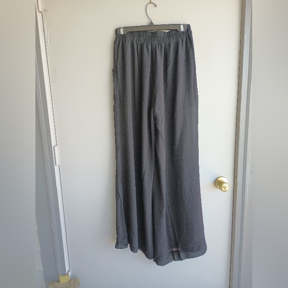 UNIQ - Picture 2 of 6